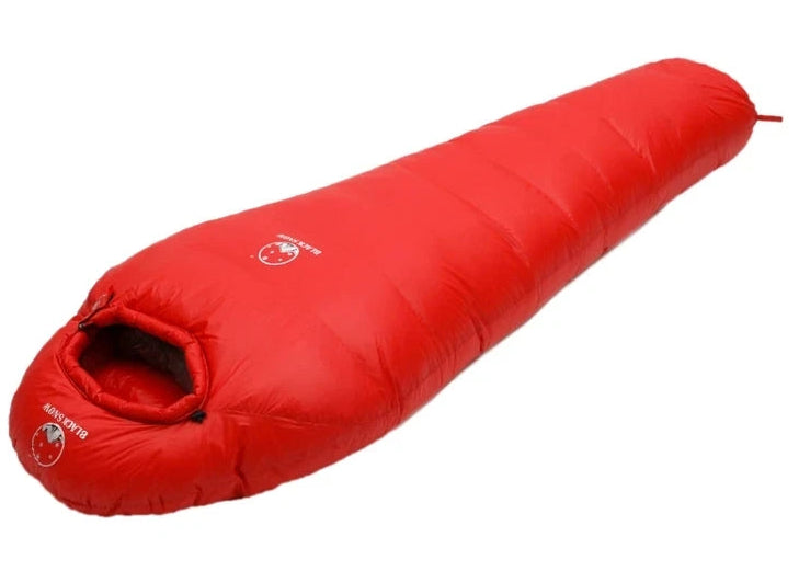 Red sleeping bag with capacity and weight information on a white background